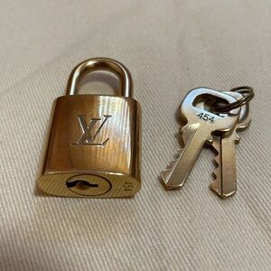 Louis Vuitton Lock and Chain